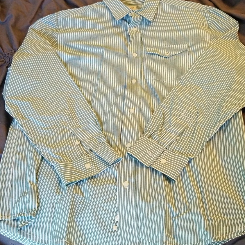 Men's long sleeve button down